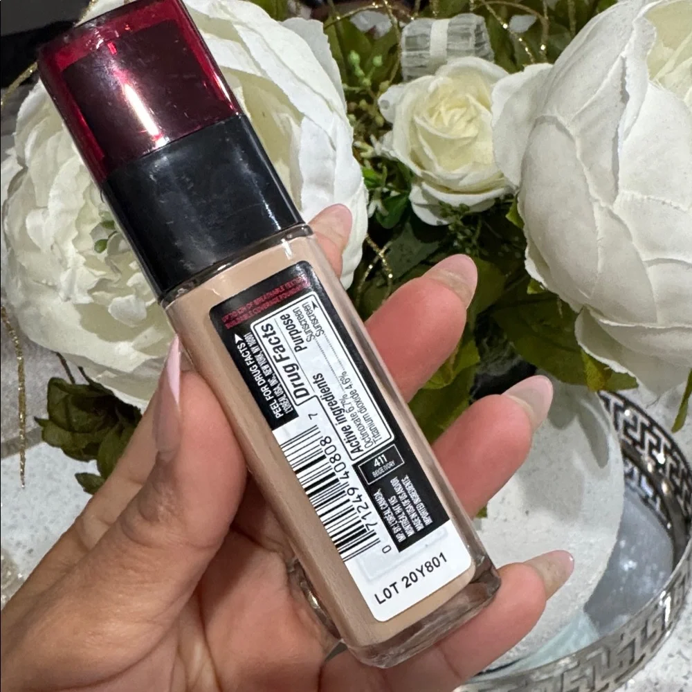 🍒L'Oréal Infallible Up to 32 Hour Fresh Wear Foundation